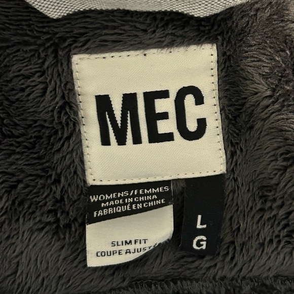 Womens Large MEC Rain Coat - Picture 3 of 5